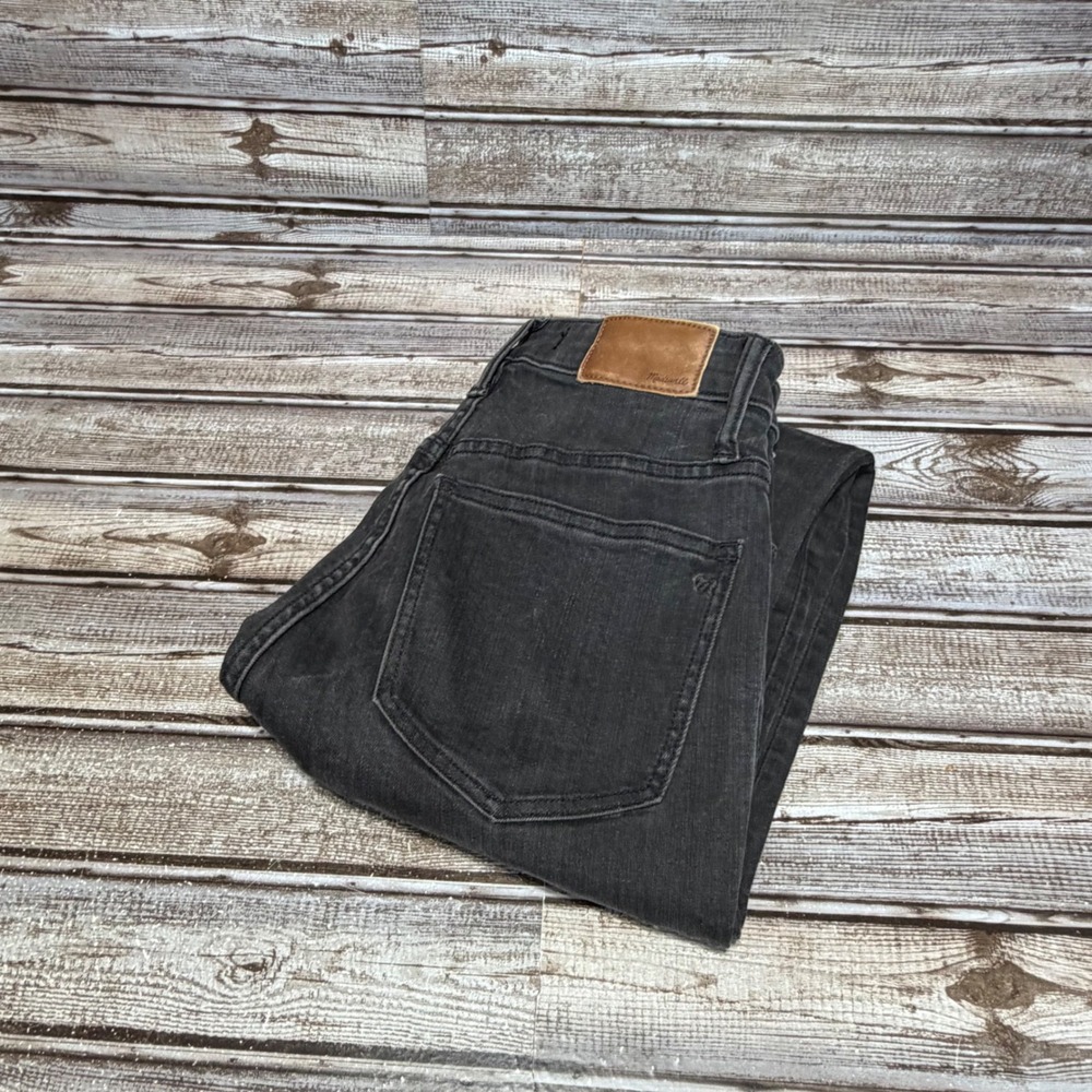 Madewell Curvy High-Rise Skinny Jeans Womens 27T Black Distressed Raw Hem Denim